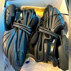 Balmain Unicorn size 10 men new